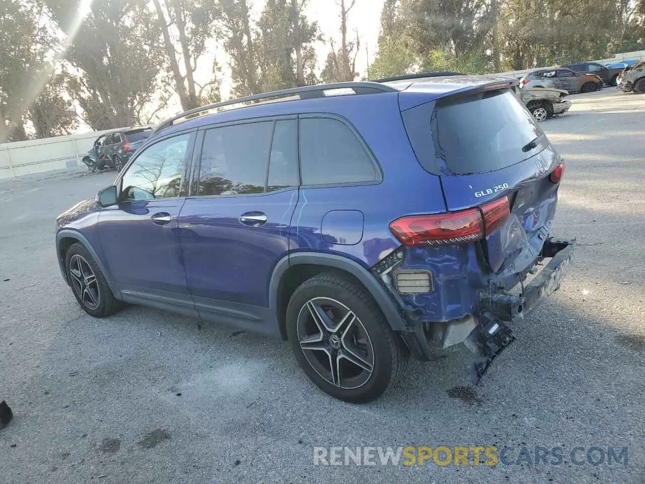2 Photograph of a damaged car W1N4M4GB3LW053774 MERCEDES-BENZ GLB-CLASS 2020