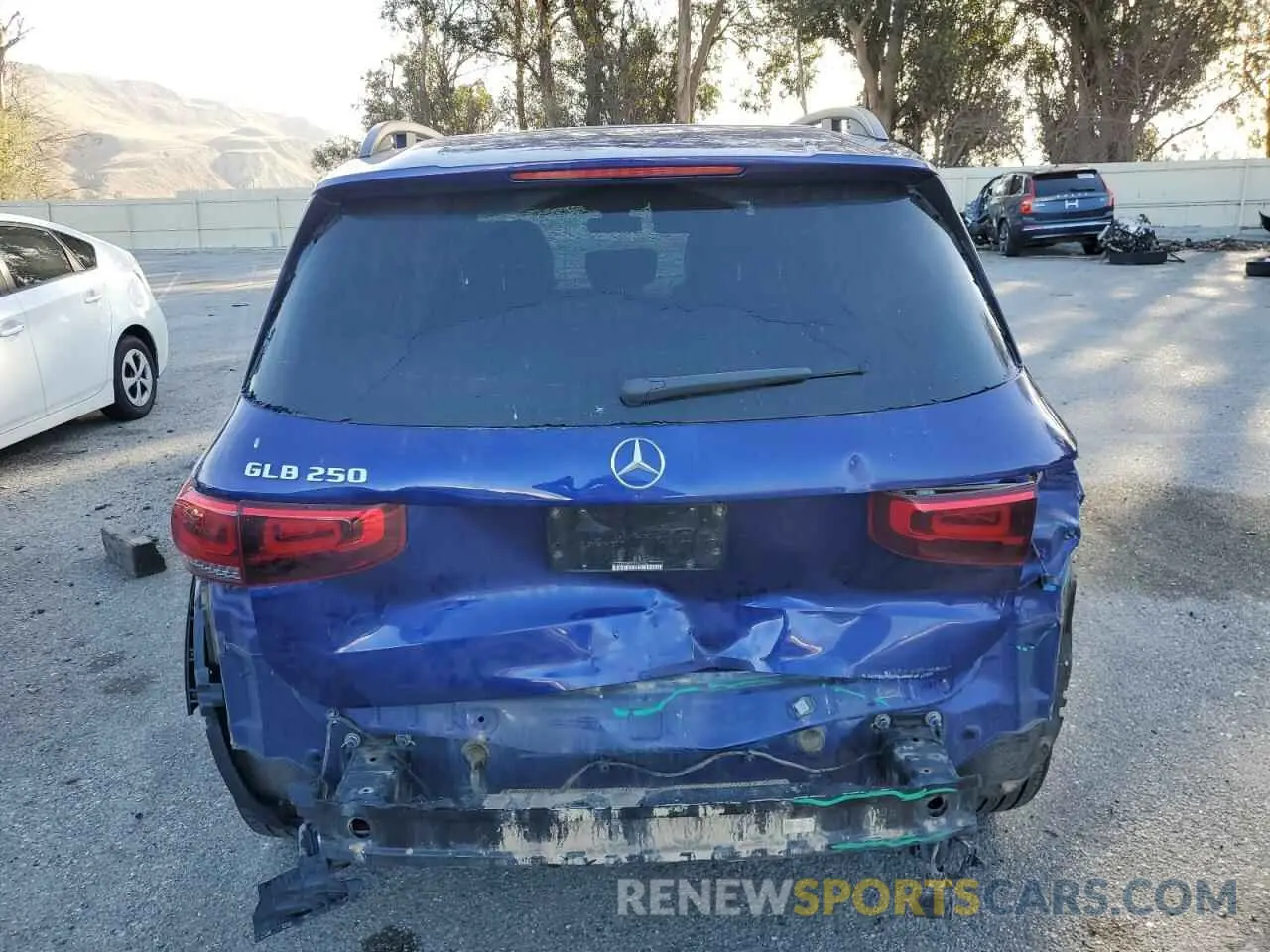 6 Photograph of a damaged car W1N4M4GB3LW053774 MERCEDES-BENZ GLB-CLASS 2020