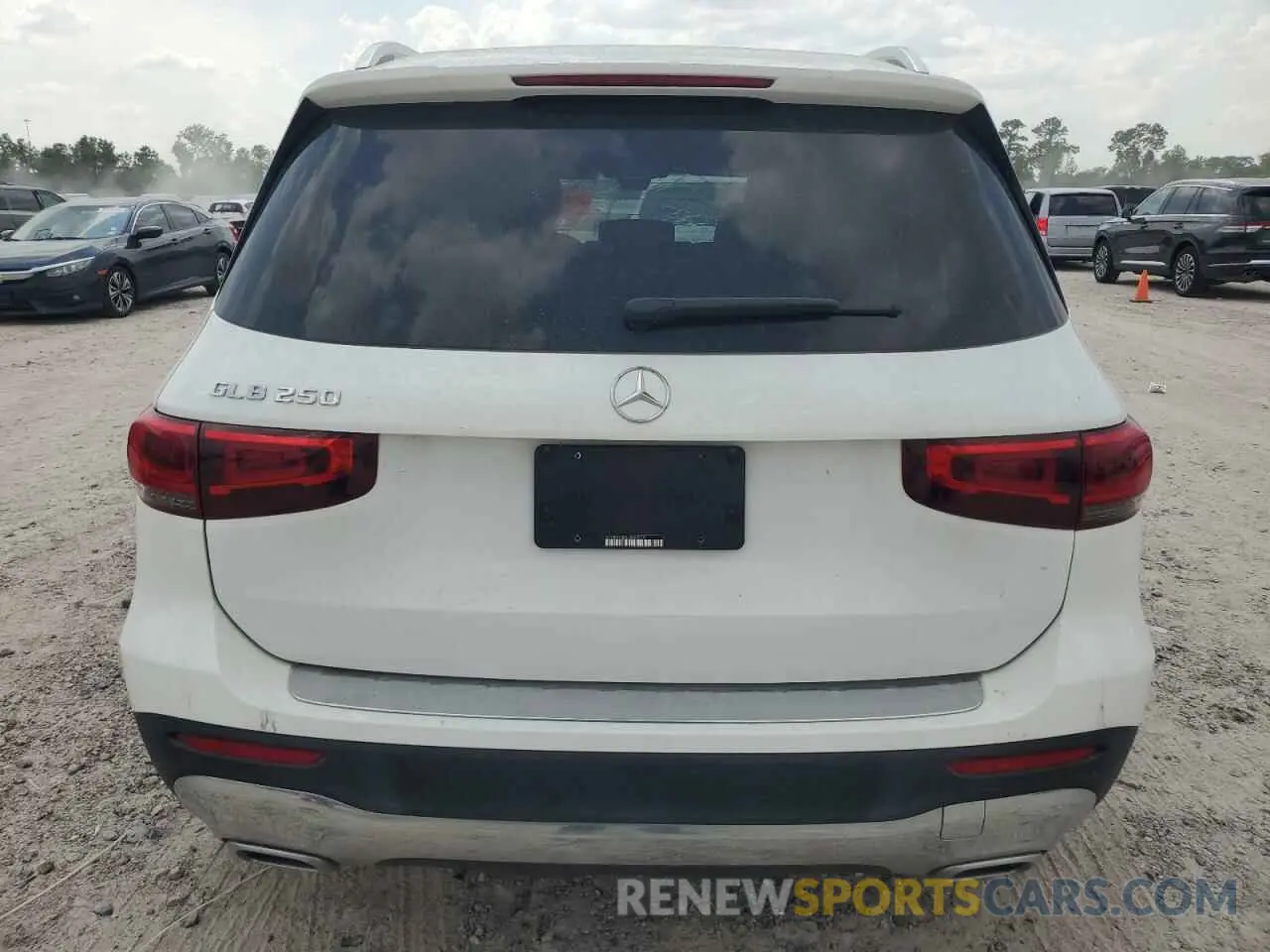6 Photograph of a damaged car W1N4M4GBXLW028032 MERCEDES-BENZ GLB-CLASS 2020