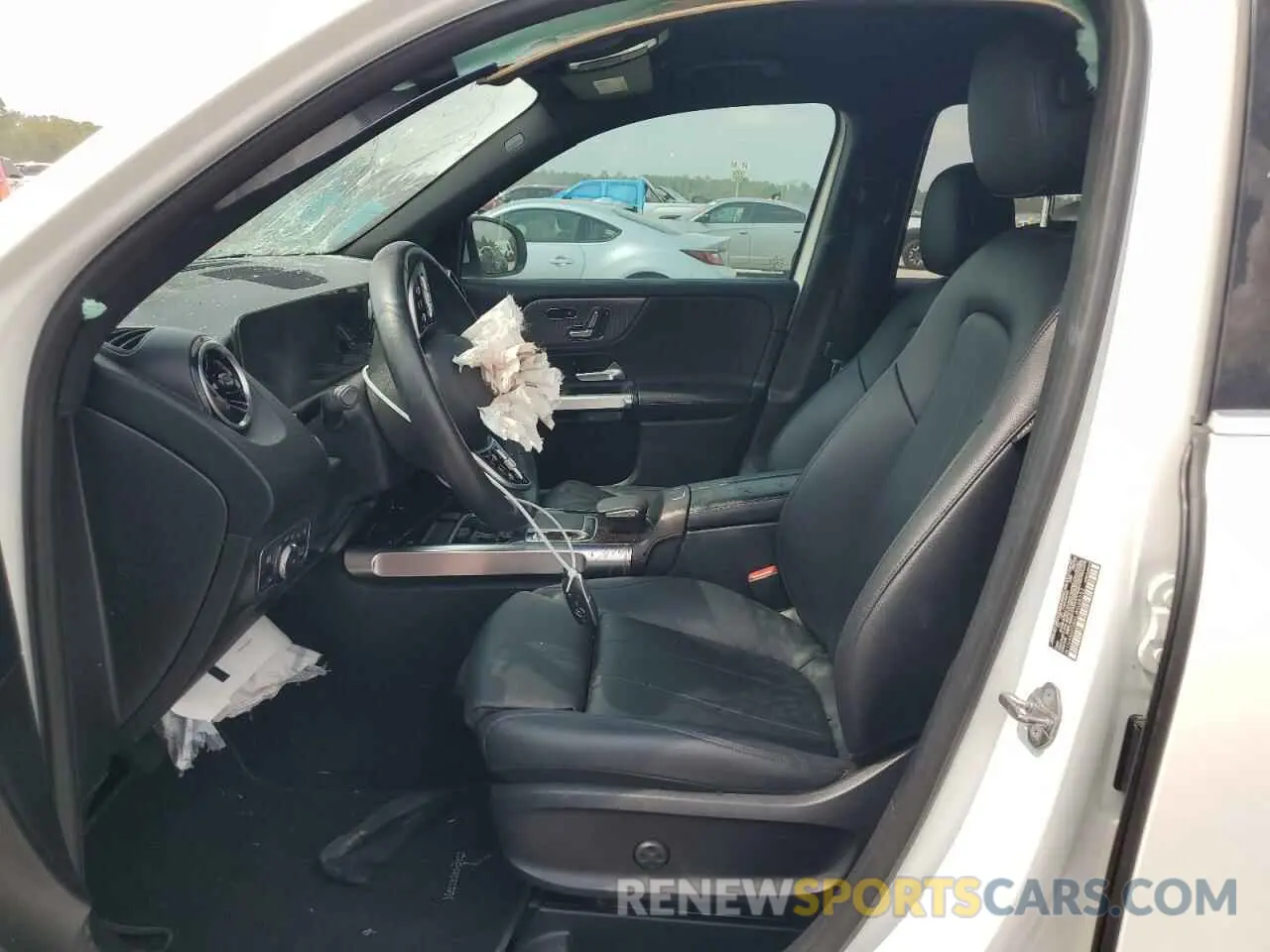 7 Photograph of a damaged car W1N4M4GBXLW028032 MERCEDES-BENZ GLB-CLASS 2020