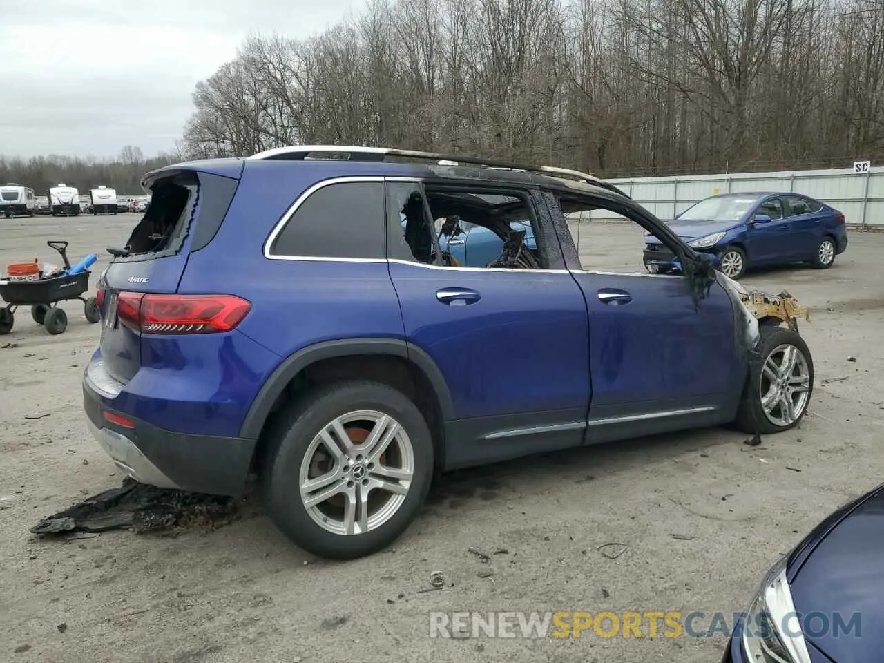 3 Photograph of a damaged car W1N4M4HB0LW028667 MERCEDES-BENZ GLB-CLASS 2020