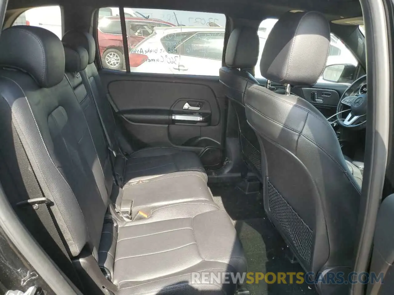 10 Photograph of a damaged car W1N4M4HB2LW026354 MERCEDES-BENZ GLB-CLASS 2020