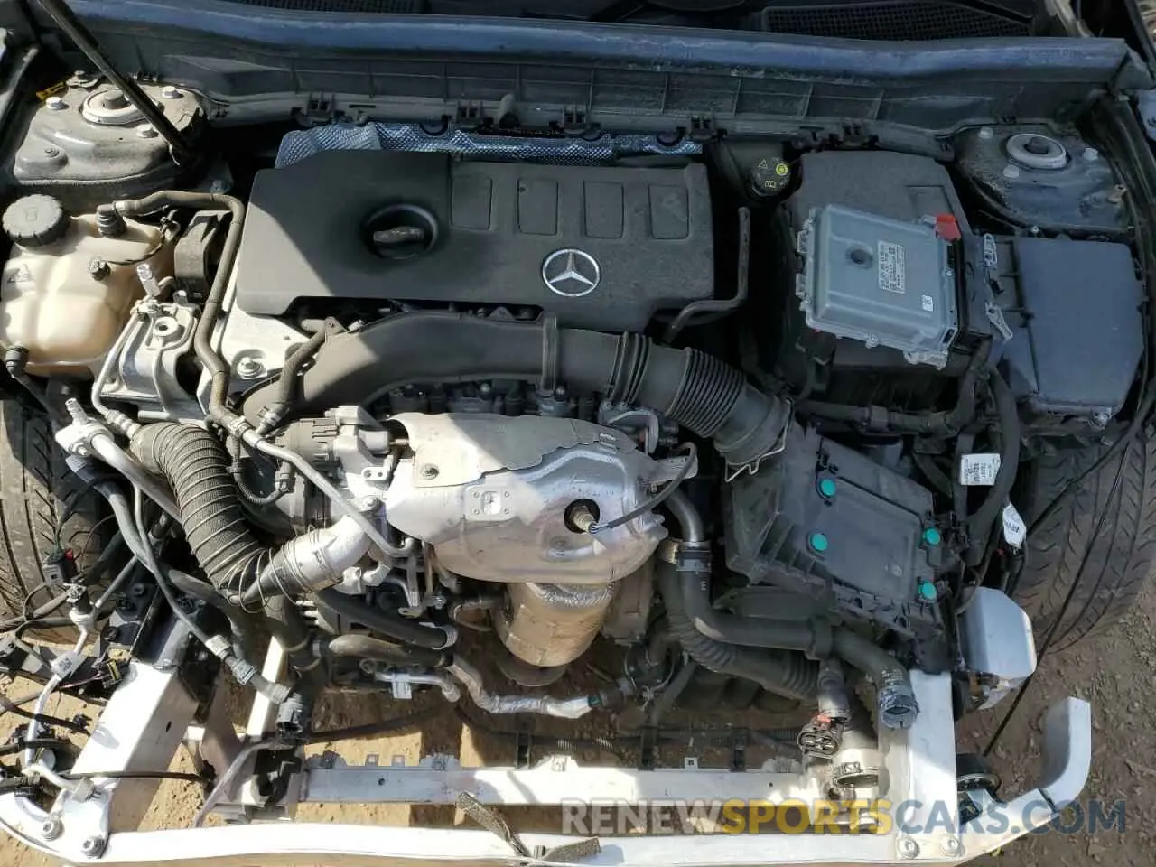 11 Photograph of a damaged car W1N4M4HB2LW026354 MERCEDES-BENZ GLB-CLASS 2020