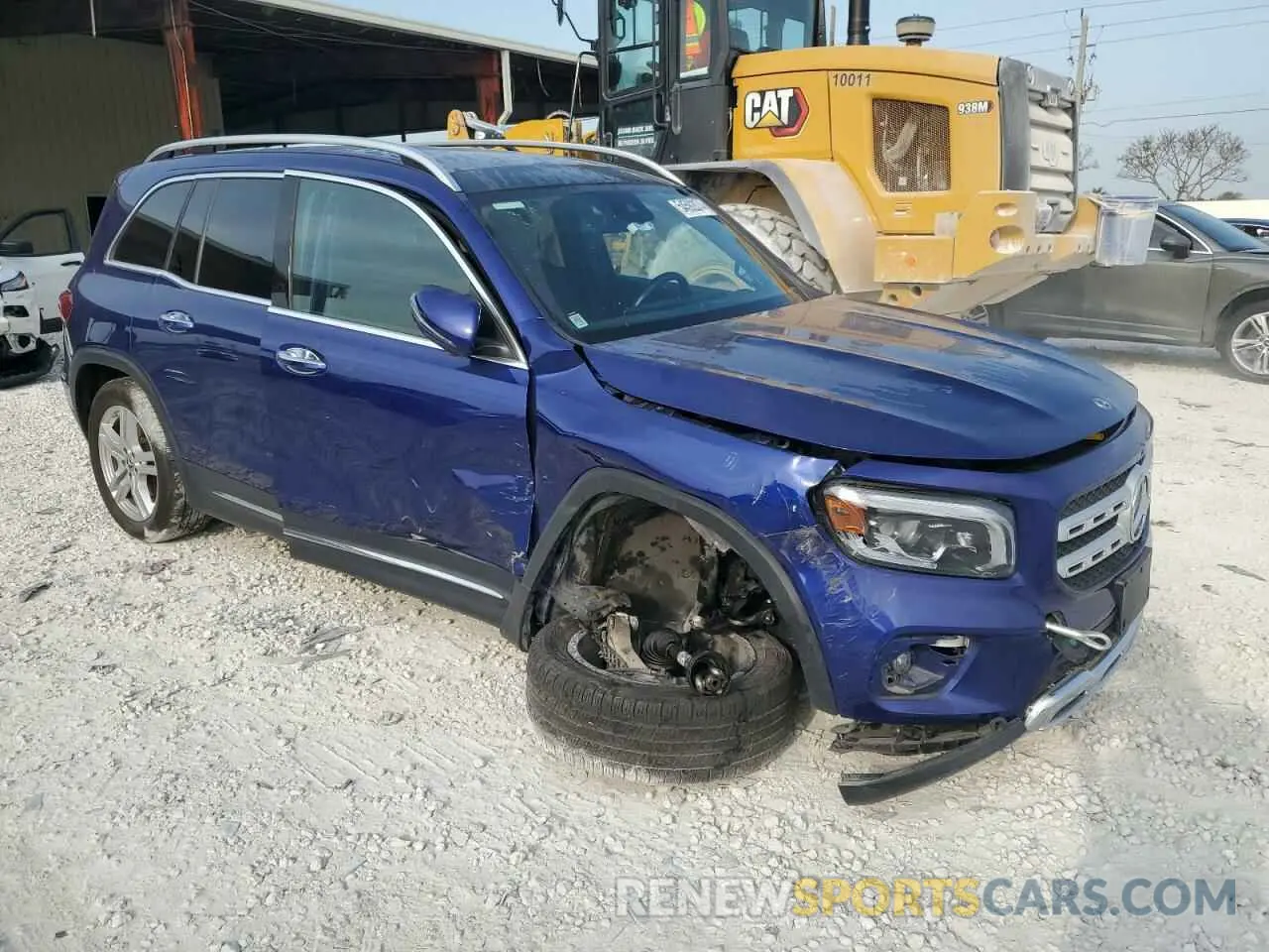 4 Photograph of a damaged car W1N4M4HB4LW030583 MERCEDES-BENZ GLB-CLASS 2020