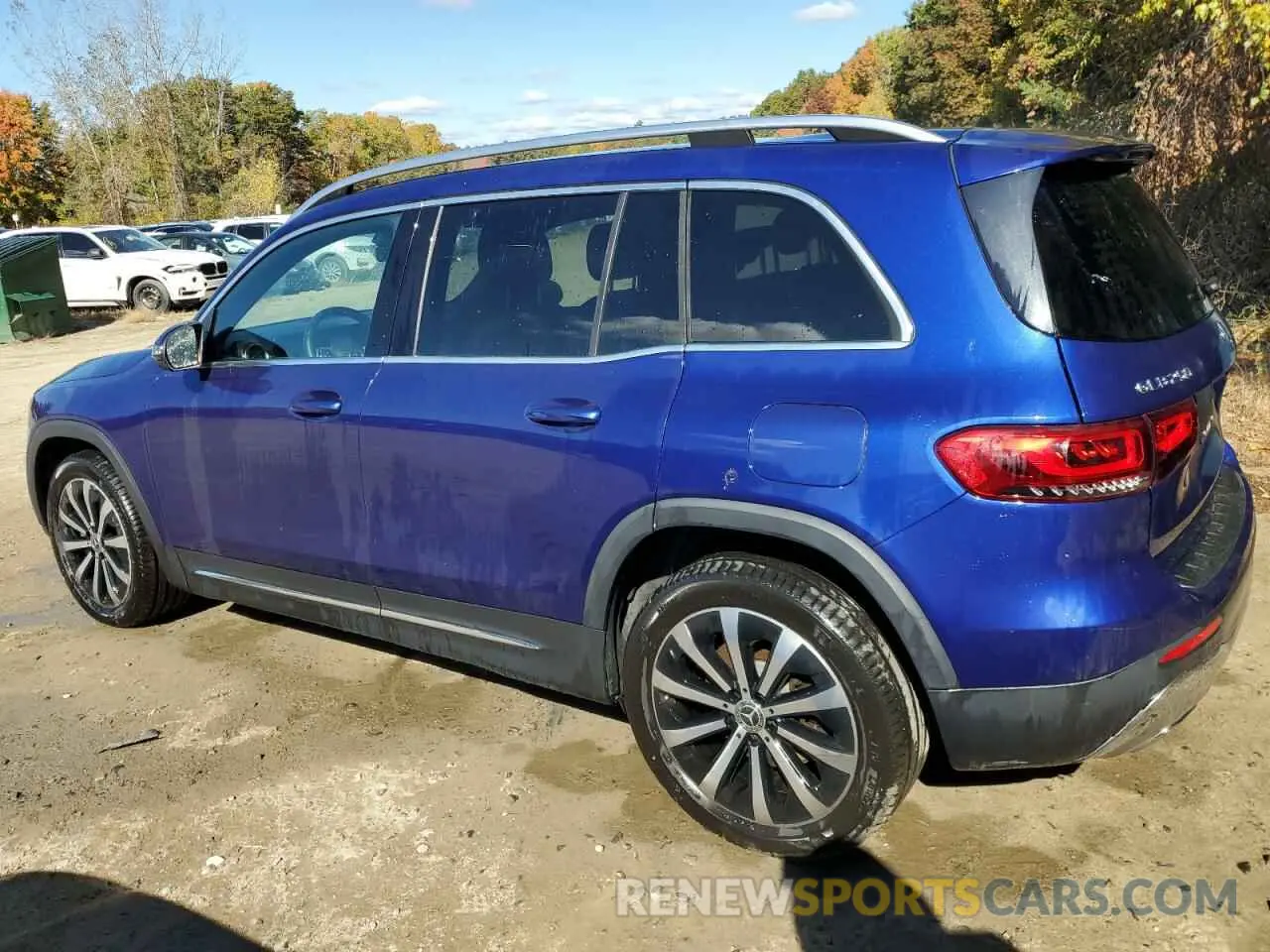 2 Photograph of a damaged car W1N4M4HB9LW037478 MERCEDES-BENZ GLB-CLASS 2020
