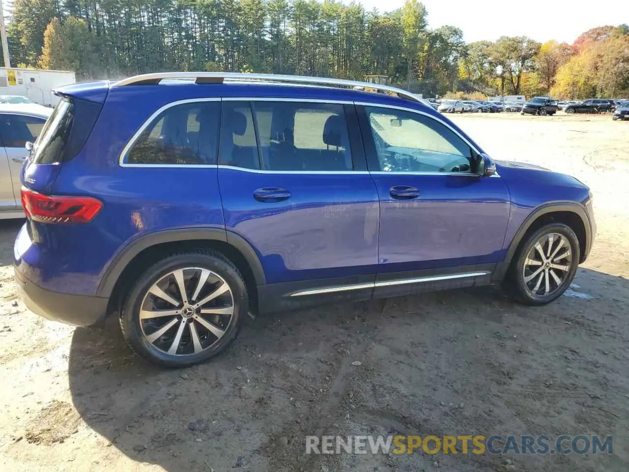 3 Photograph of a damaged car W1N4M4HB9LW037478 MERCEDES-BENZ GLB-CLASS 2020