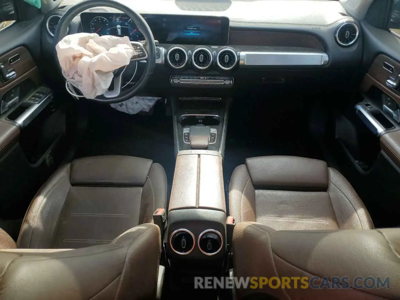 8 Photograph of a damaged car W1N4M4HB9LW038145 MERCEDES-BENZ GLB-CLASS 2020