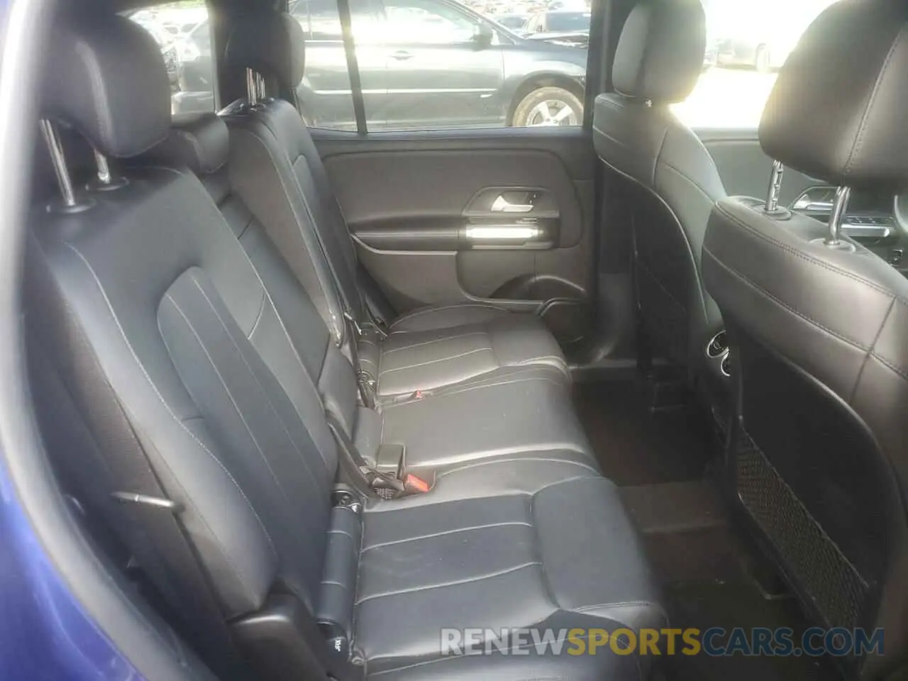10 Photograph of a damaged car W1N4M4HB9LW038310 MERCEDES-BENZ GLB-CLASS 2020