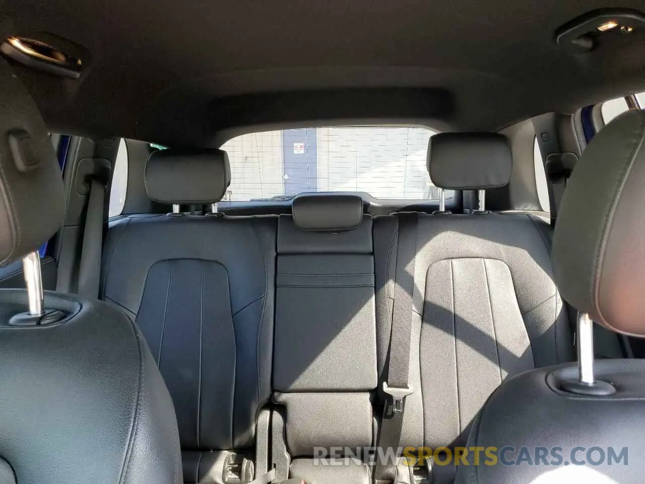 10 Photograph of a damaged car W1N4M4GB0MW088094 MERCEDES-BENZ GLB-CLASS 2021