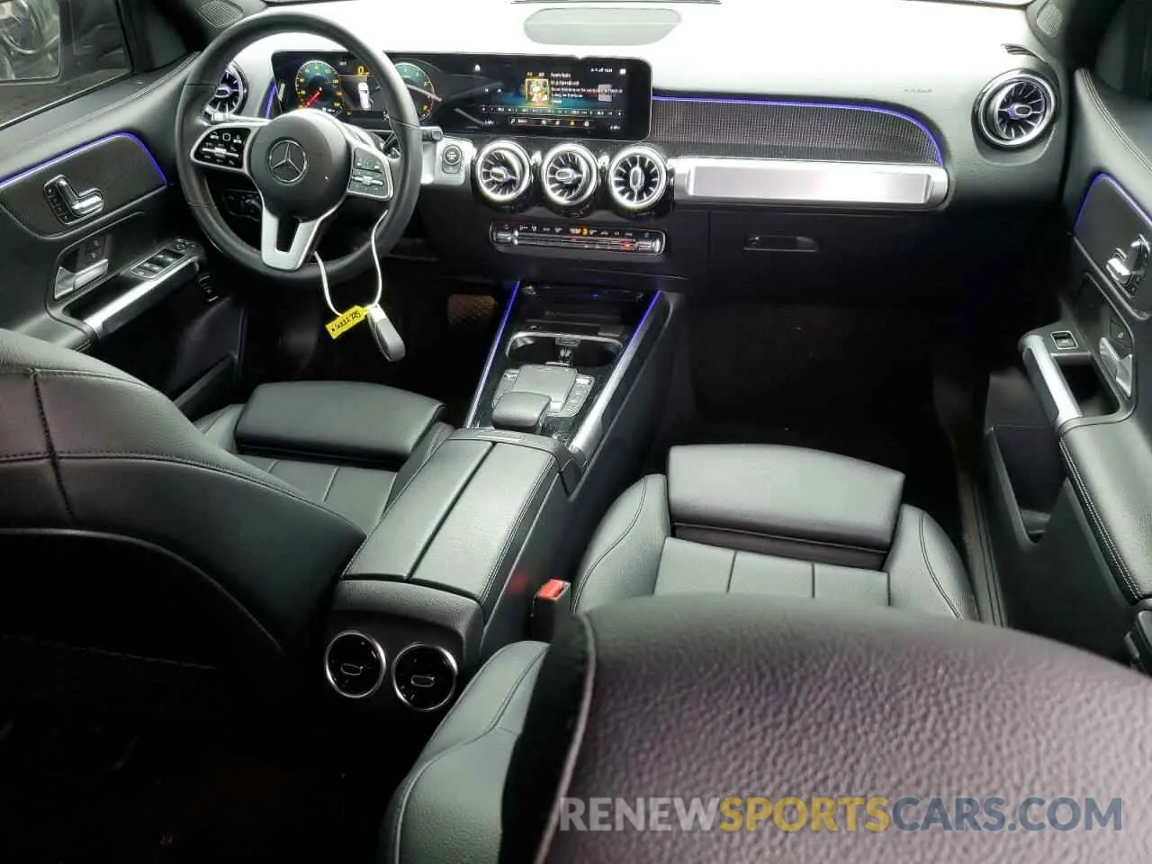 8 Photograph of a damaged car W1N4M4GB0MW158032 MERCEDES-BENZ GLB-CLASS 2021