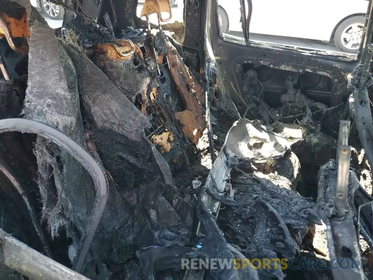 10 Photograph of a damaged car W1N4M4GB2MW096973 MERCEDES-BENZ GLB-CLASS 2021