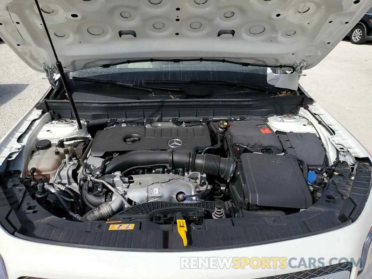 11 Photograph of a damaged car W1N4M4GB3MW128281 MERCEDES-BENZ GLB-CLASS 2021