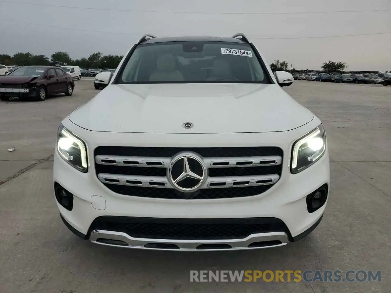 5 Photograph of a damaged car W1N4M4GB4MW097476 MERCEDES-BENZ GLB-CLASS 2021