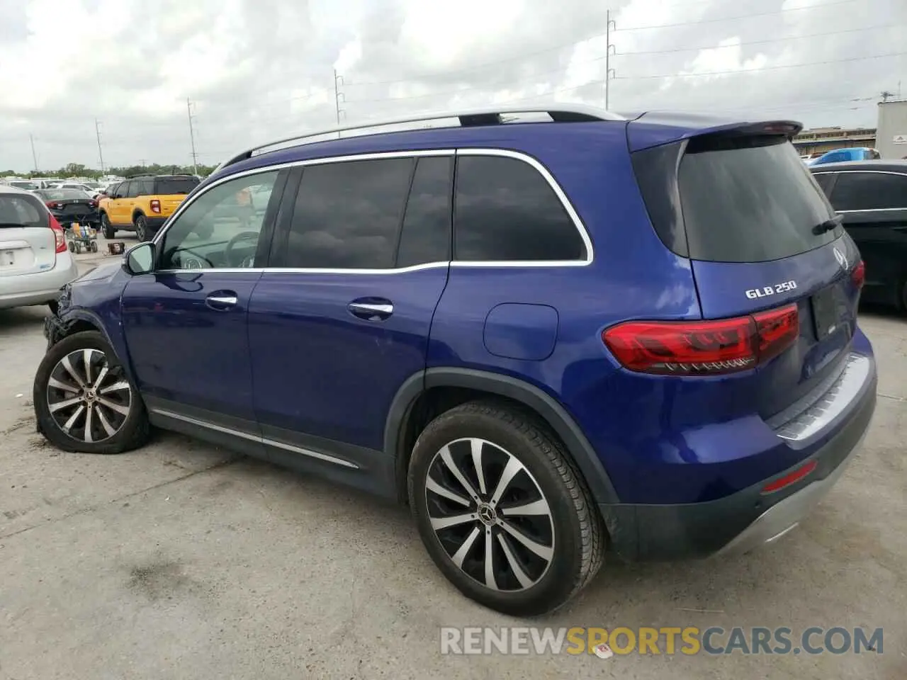 2 Photograph of a damaged car W1N4M4GB4MW155022 MERCEDES-BENZ GLB-CLASS 2021