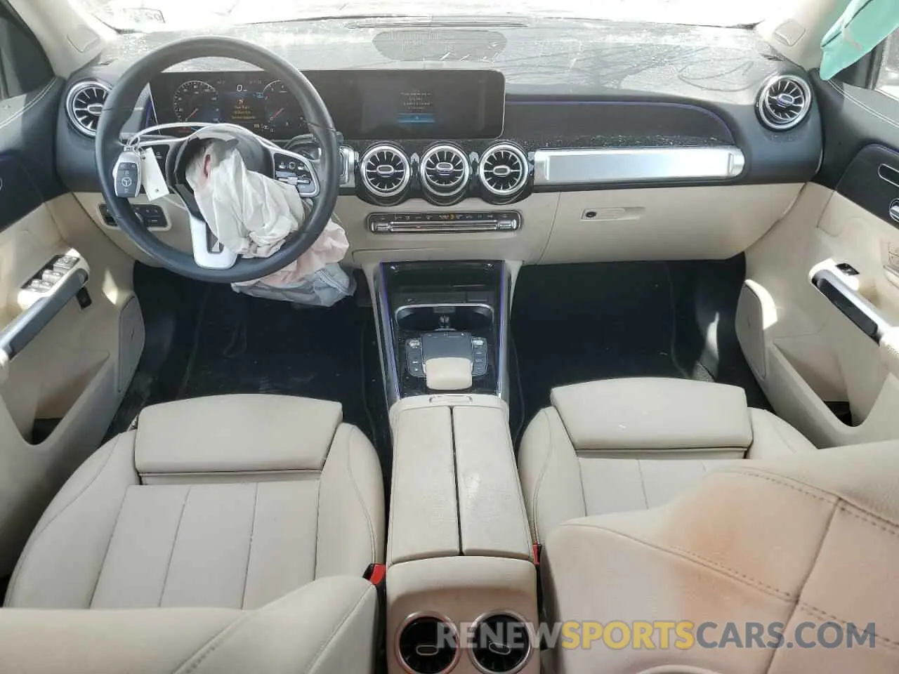 8 Photograph of a damaged car W1N4M4GB5MW078130 MERCEDES-BENZ GLB-CLASS 2021