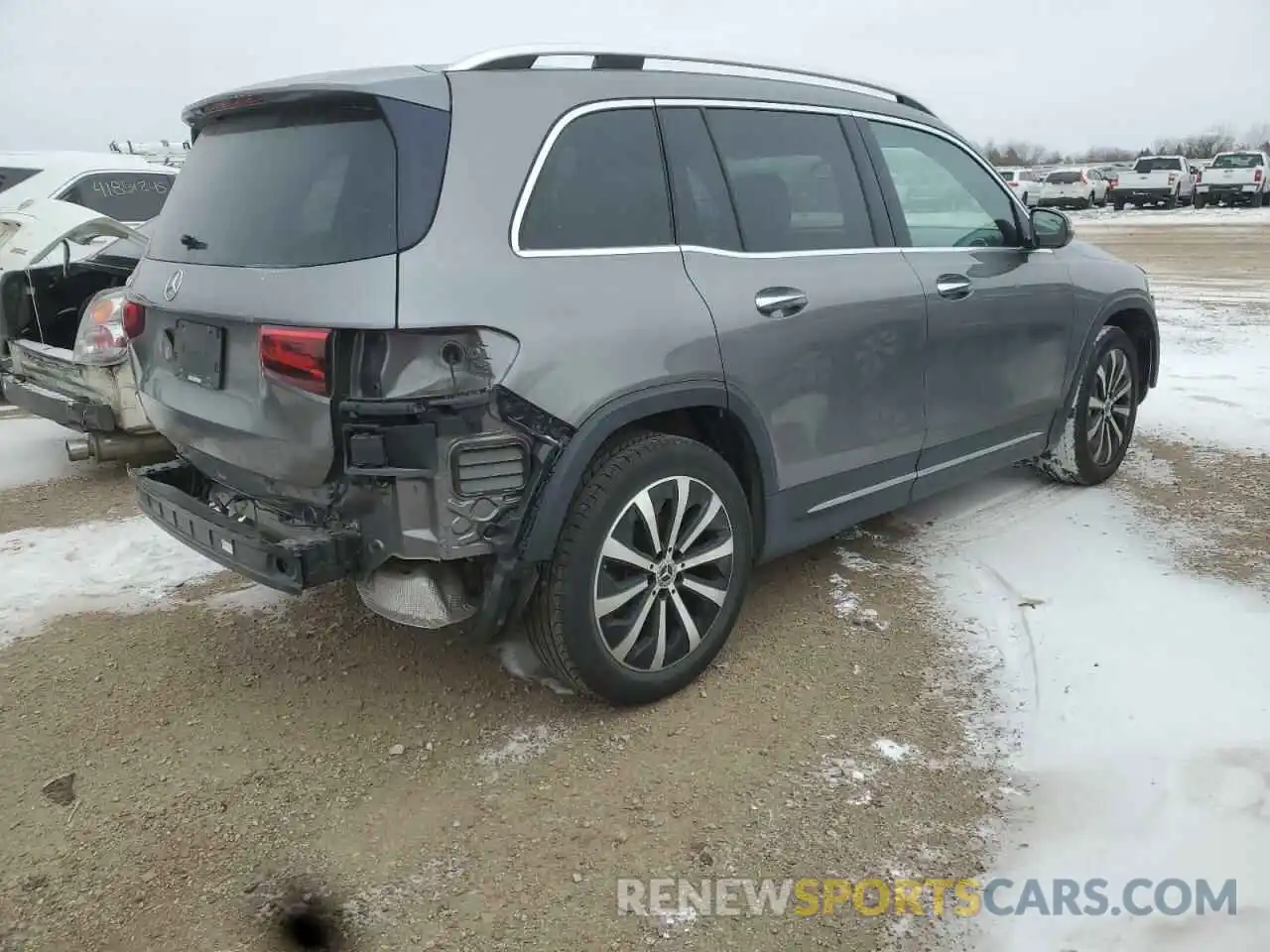 3 Photograph of a damaged car W1N4M4GB7MW150882 MERCEDES-BENZ GLB-CLASS 2021