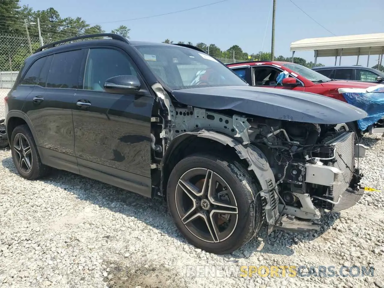 4 Photograph of a damaged car W1N4M4GB8MW090692 MERCEDES-BENZ GLB-CLASS 2021