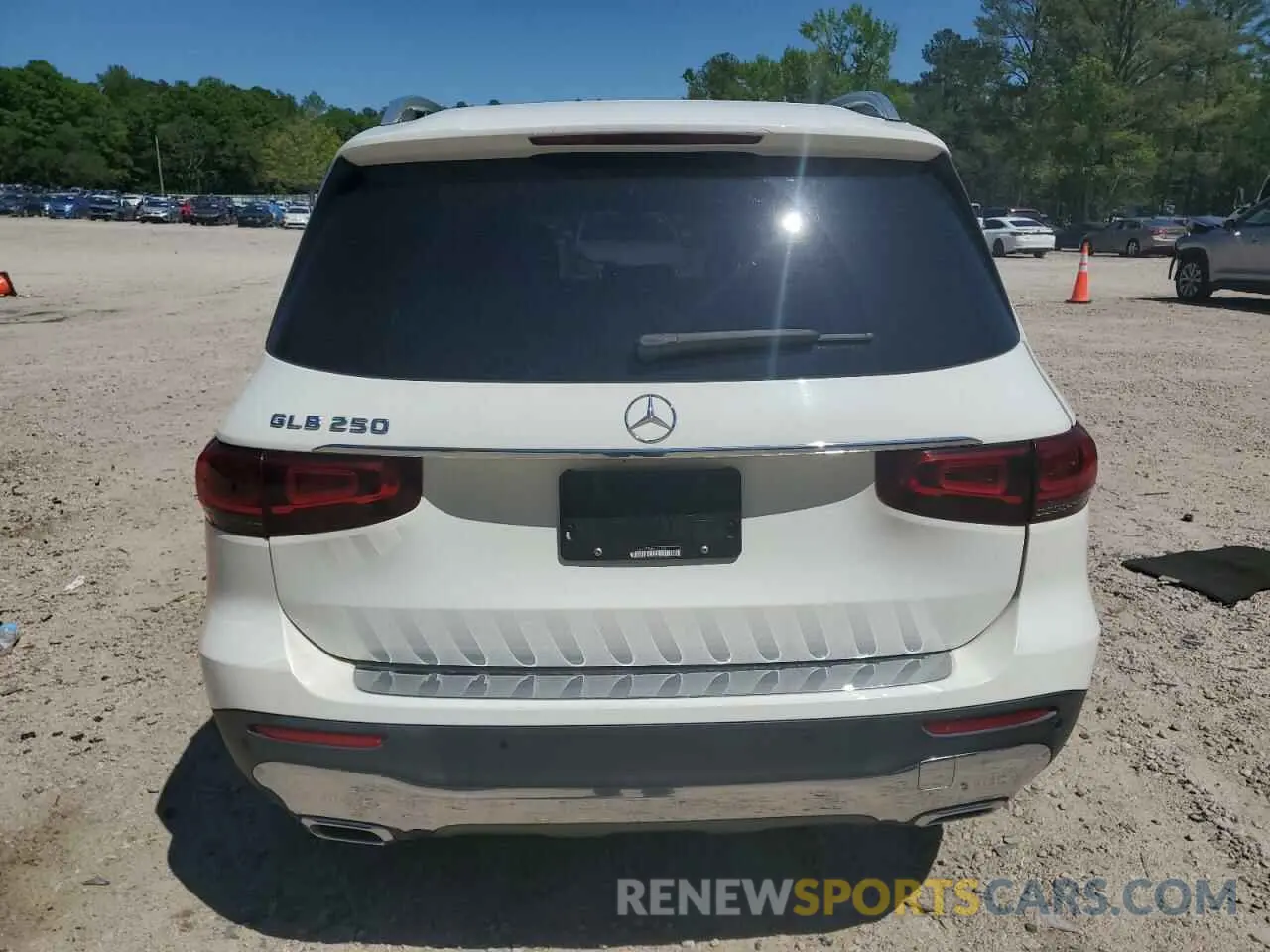 6 Photograph of a damaged car W1N4M4GB8MW111704 MERCEDES-BENZ GLB-CLASS 2021