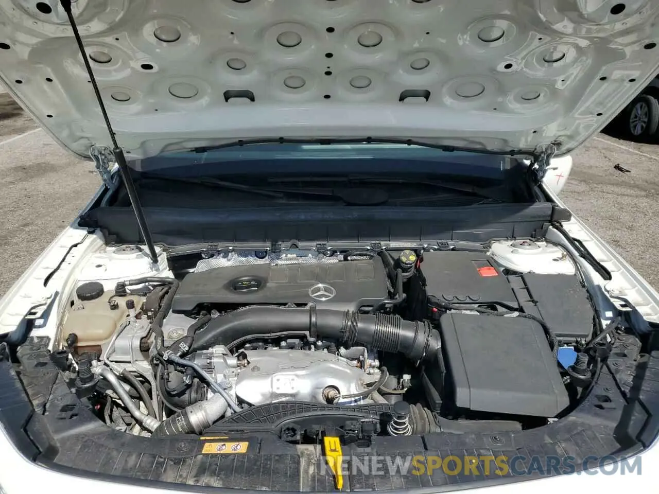 12 Photograph of a damaged car W1N4M4GB8MW114134 MERCEDES-BENZ GLB-CLASS 2021