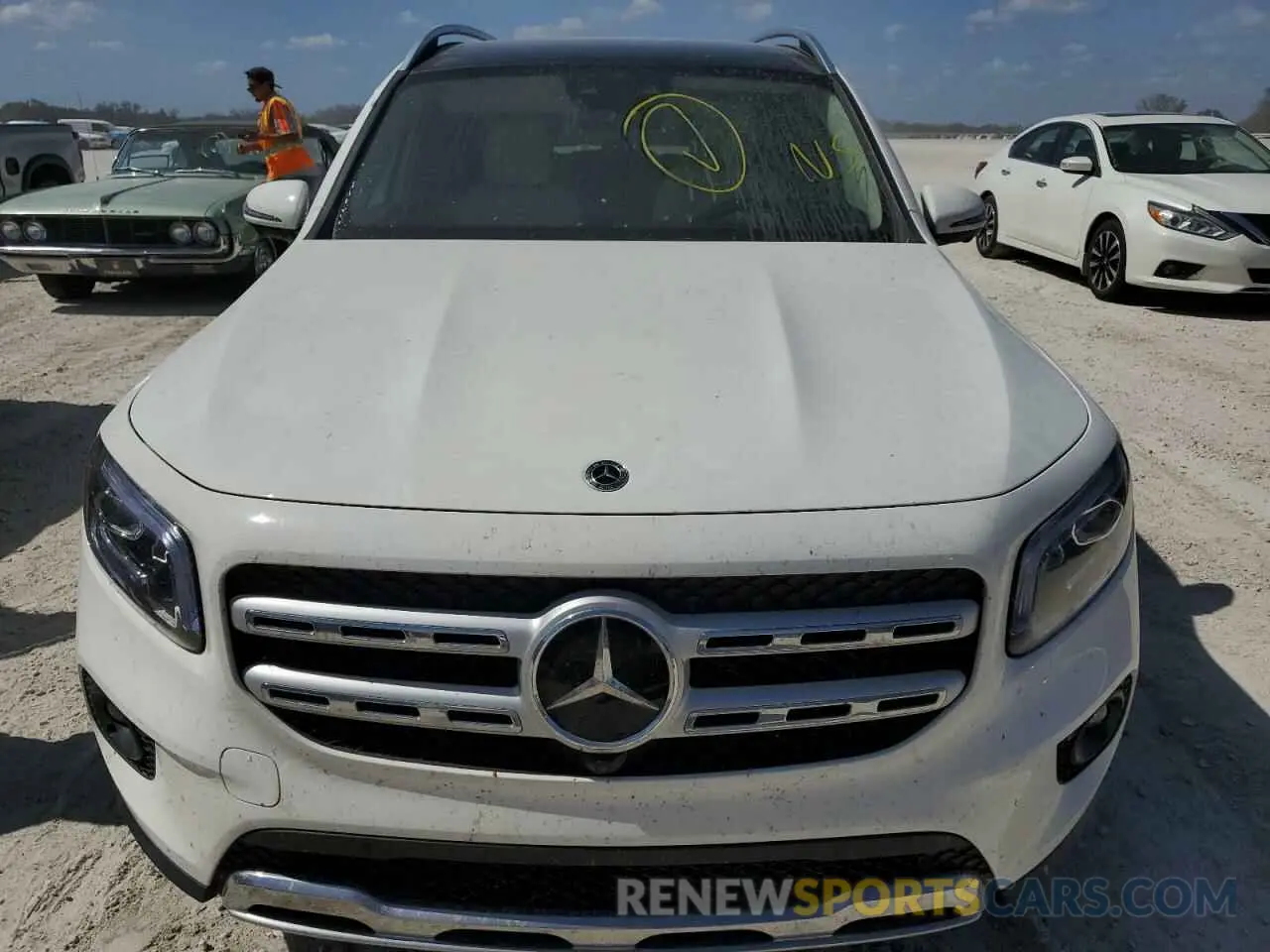 5 Photograph of a damaged car W1N4M4GB9MW095562 MERCEDES-BENZ GLB-CLASS 2021