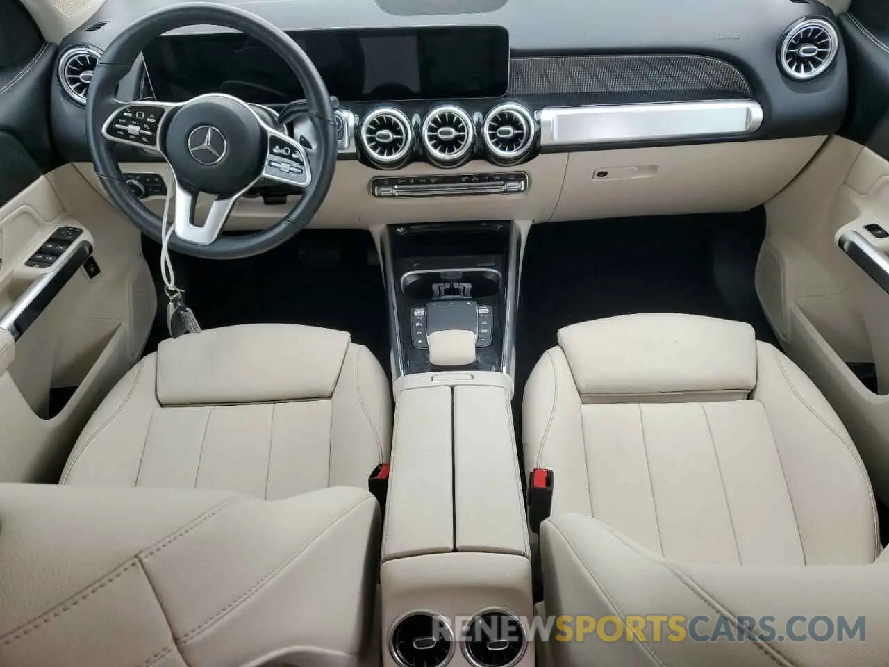 8 Photograph of a damaged car W1N4M4GBXMW101529 MERCEDES-BENZ GLB-CLASS 2021