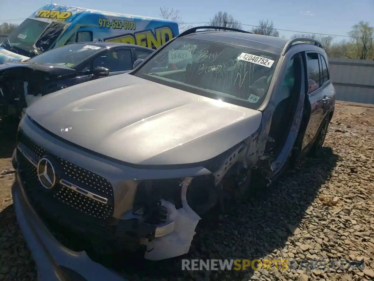 2 Photograph of a damaged car W1N4M4HB0MW150091 MERCEDES-BENZ GLB-CLASS 2021