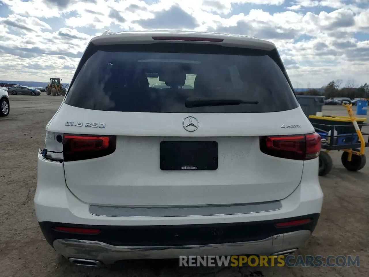 6 Photograph of a damaged car W1N4M4HB1MW095456 MERCEDES-BENZ GLB-CLASS 2021