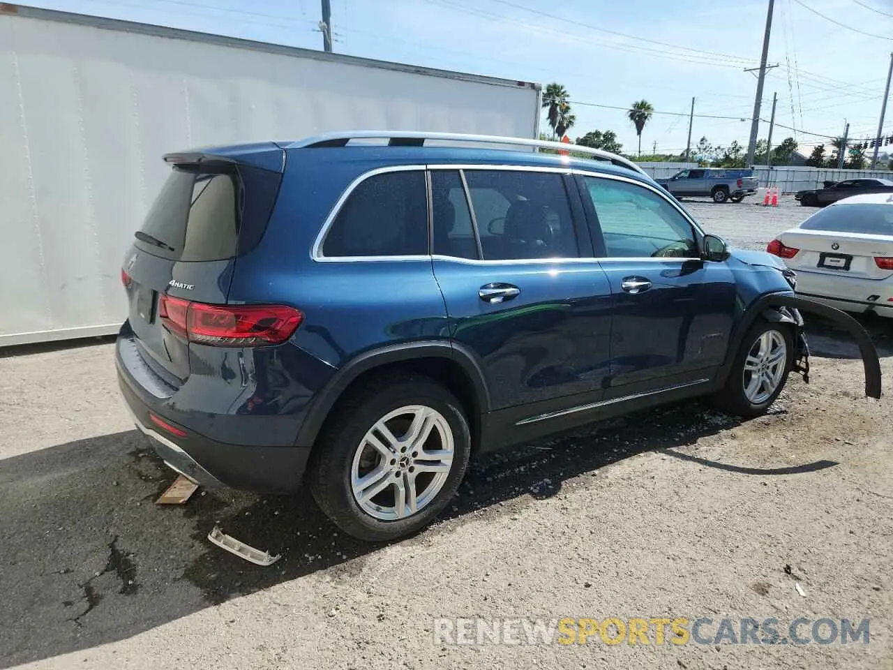 3 Photograph of a damaged car W1N4M4HB2MW112412 MERCEDES-BENZ GLB-CLASS 2021