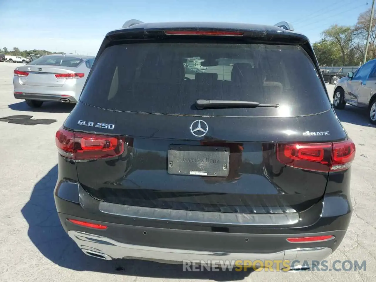 6 Photograph of a damaged car W1N4M4HB2MW114953 MERCEDES-BENZ GLB-CLASS 2021