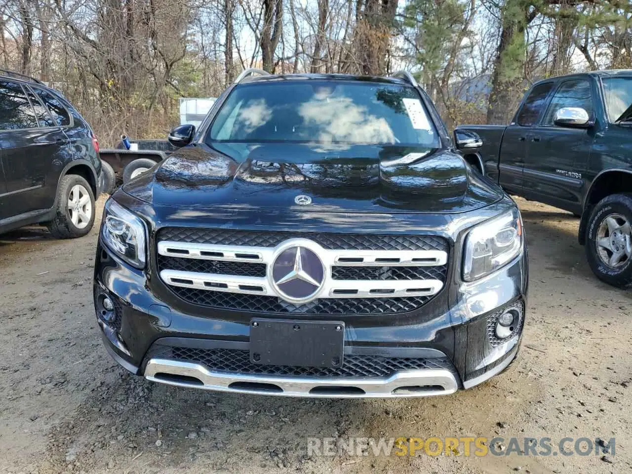 5 Photograph of a damaged car W1N4M4HB3MW110815 MERCEDES-BENZ GLB-CLASS 2021