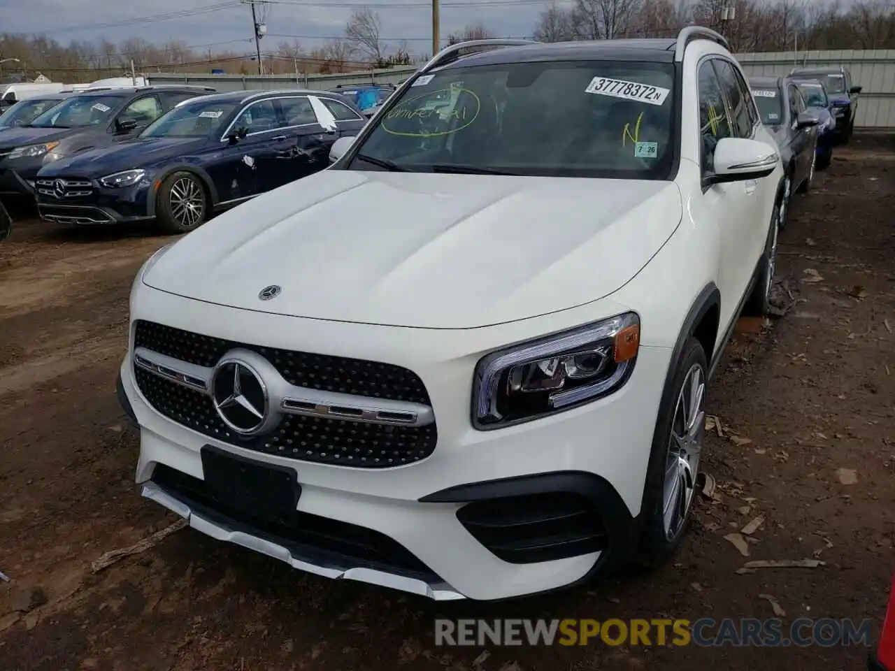 2 Photograph of a damaged car W1N4M4HB3MW136928 MERCEDES-BENZ GLB-CLASS 2021