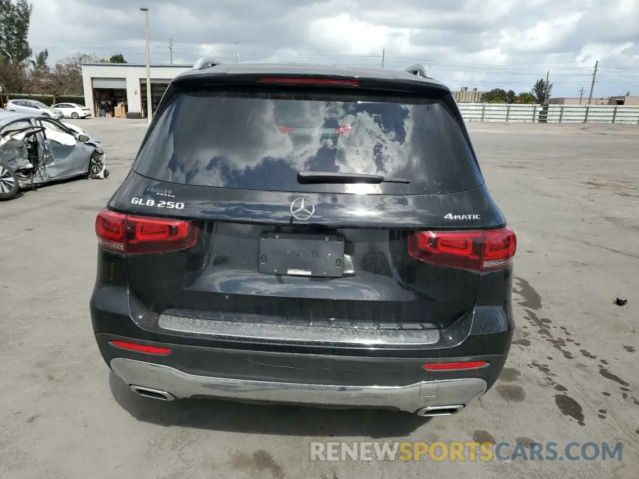 6 Photograph of a damaged car W1N4M4HB3MW147170 MERCEDES-BENZ GLB-CLASS 2021