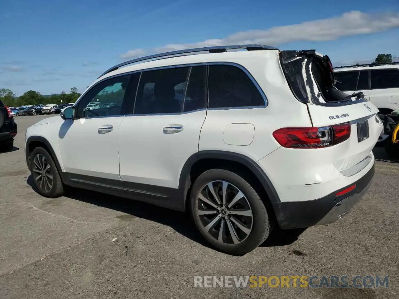 2 Photograph of a damaged car W1N4M4HB5MW101355 MERCEDES-BENZ GLB-CLASS 2021