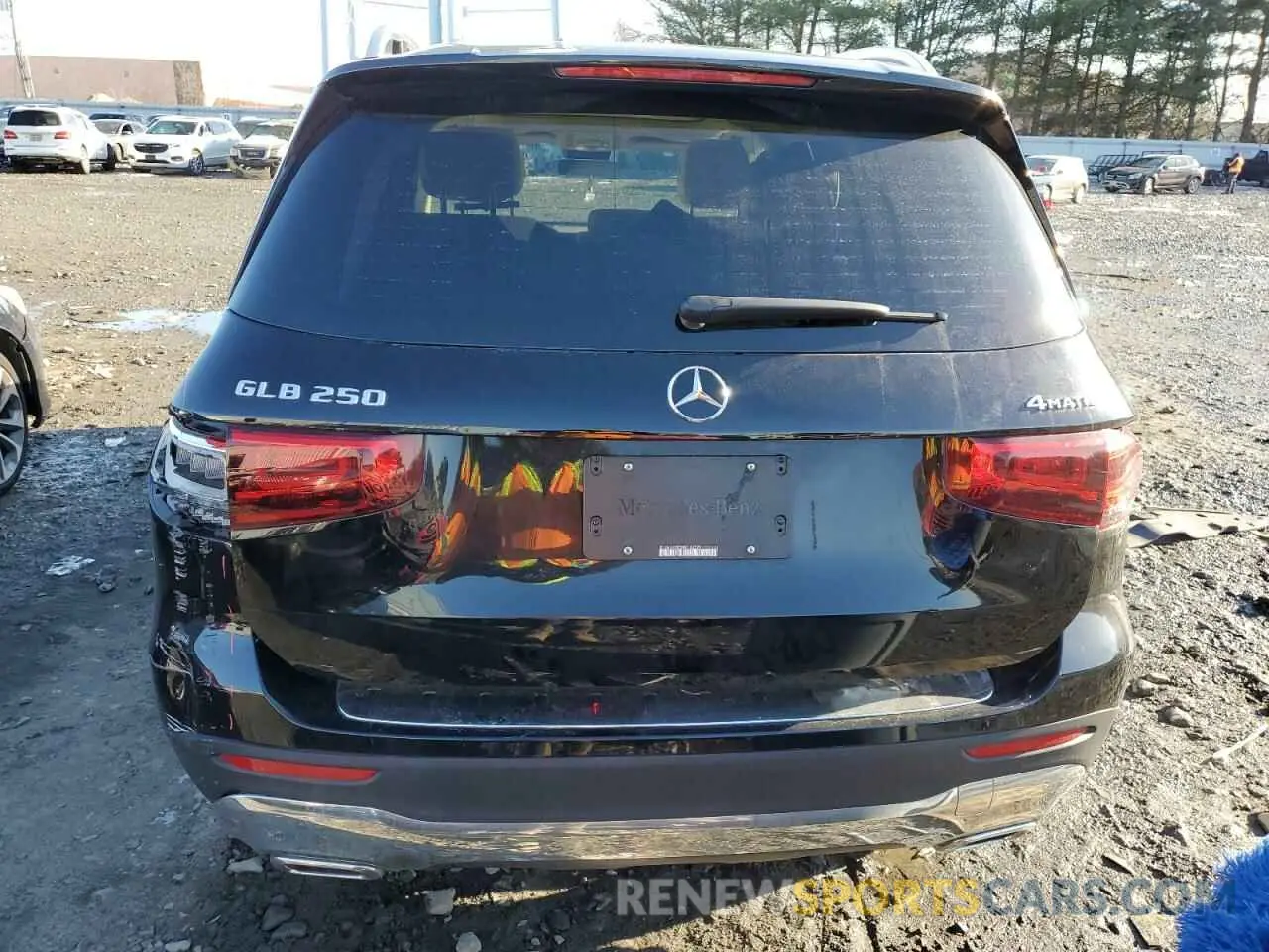 6 Photograph of a damaged car W1N4M4HB5MW102599 MERCEDES-BENZ GLB-CLASS 2021