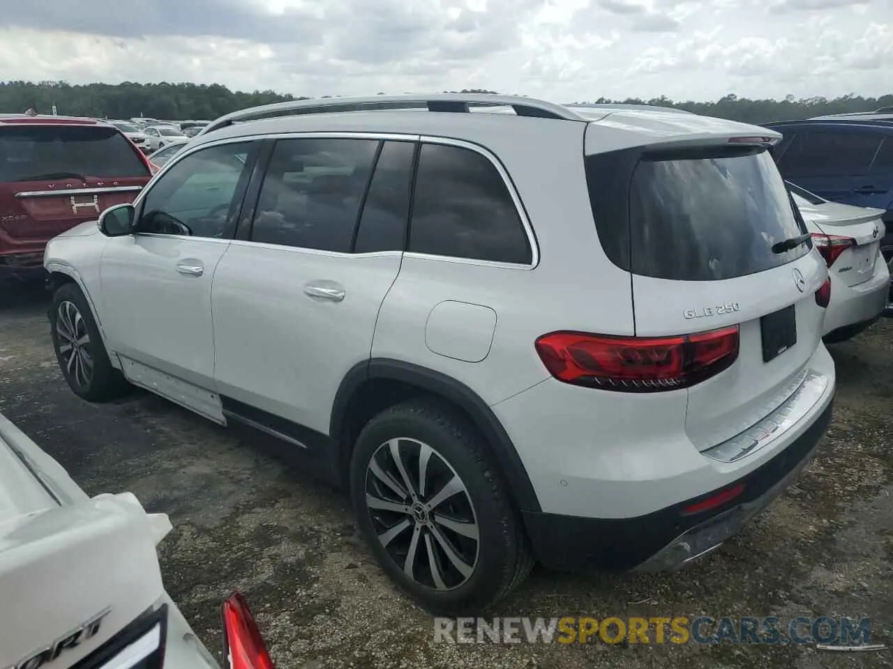 2 Photograph of a damaged car W1N4M4HB7MW103835 MERCEDES-BENZ GLB-CLASS 2021