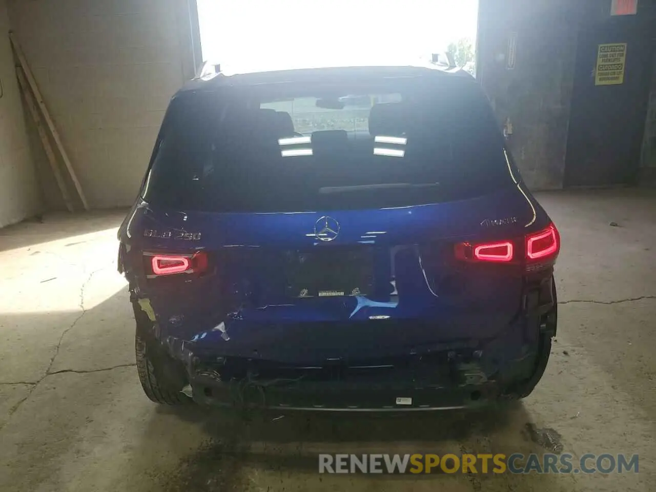 6 Photograph of a damaged car W1N4M4HB9MW112908 MERCEDES-BENZ GLB-CLASS 2021