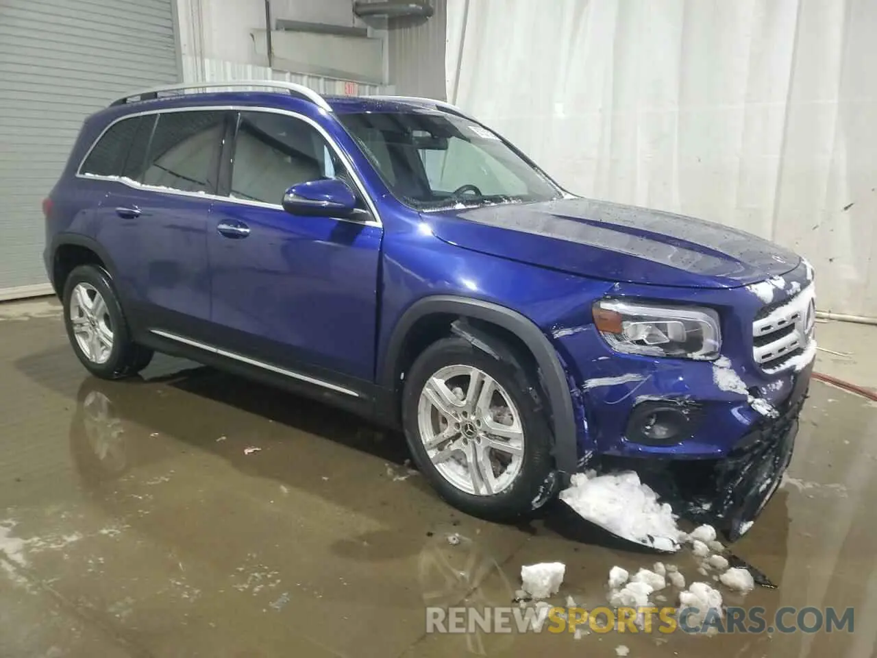 4 Photograph of a damaged car W1N4M4HB9MW113931 MERCEDES-BENZ GLB-CLASS 2021