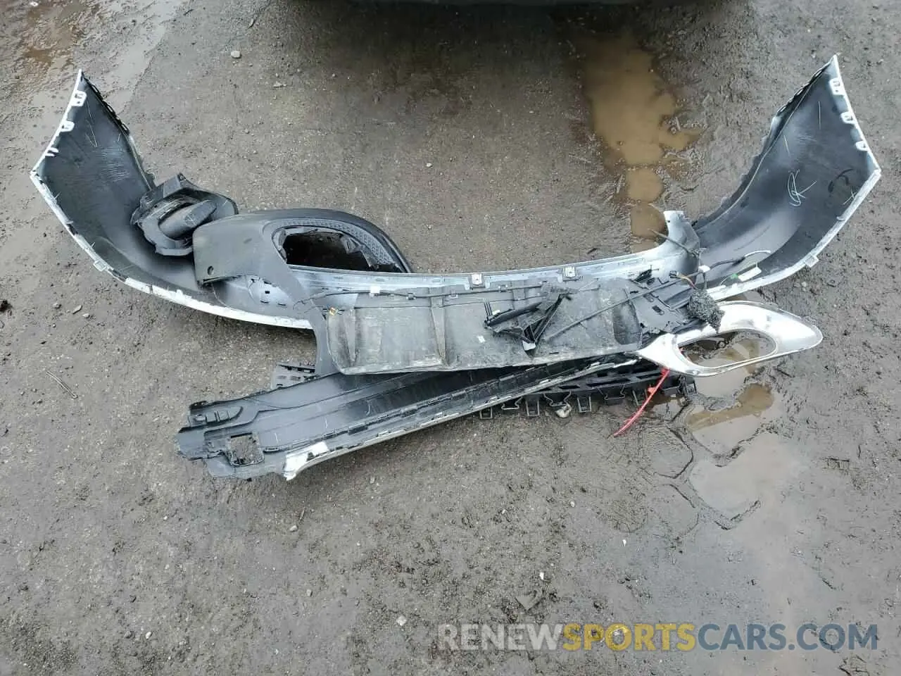 13 Photograph of a damaged car W1N4M4HBXMW116031 MERCEDES-BENZ GLB-CLASS 2021