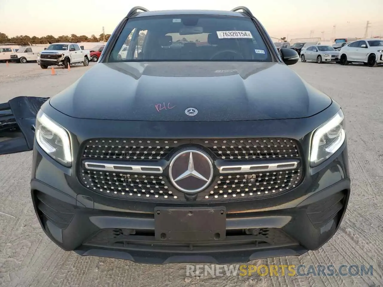 5 Photograph of a damaged car W1N4M4GB1NW195916 MERCEDES-BENZ GLB-CLASS 2022