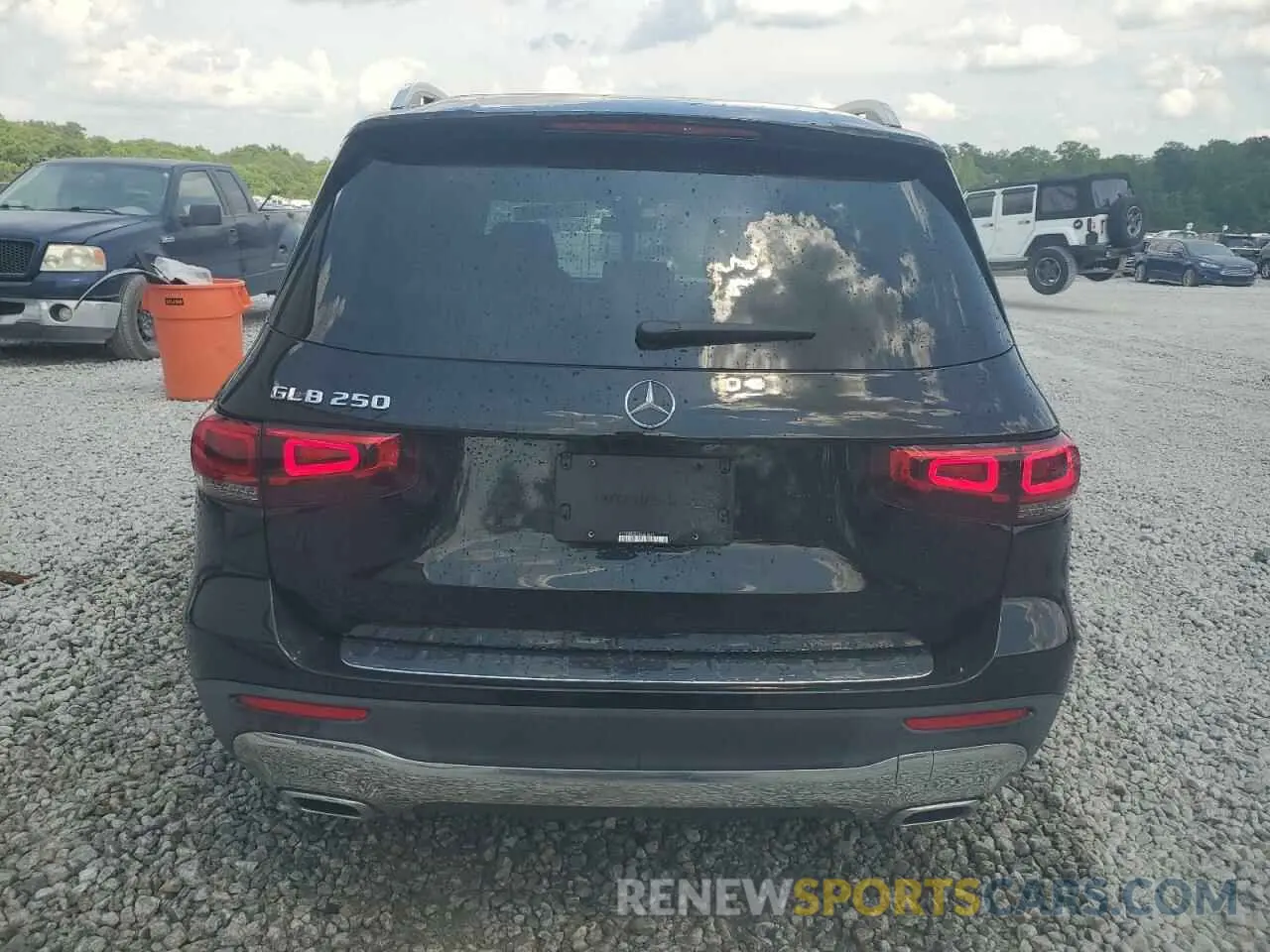 6 Photograph of a damaged car W1N4M4GB1NW250042 MERCEDES-BENZ GLB-CLASS 2022