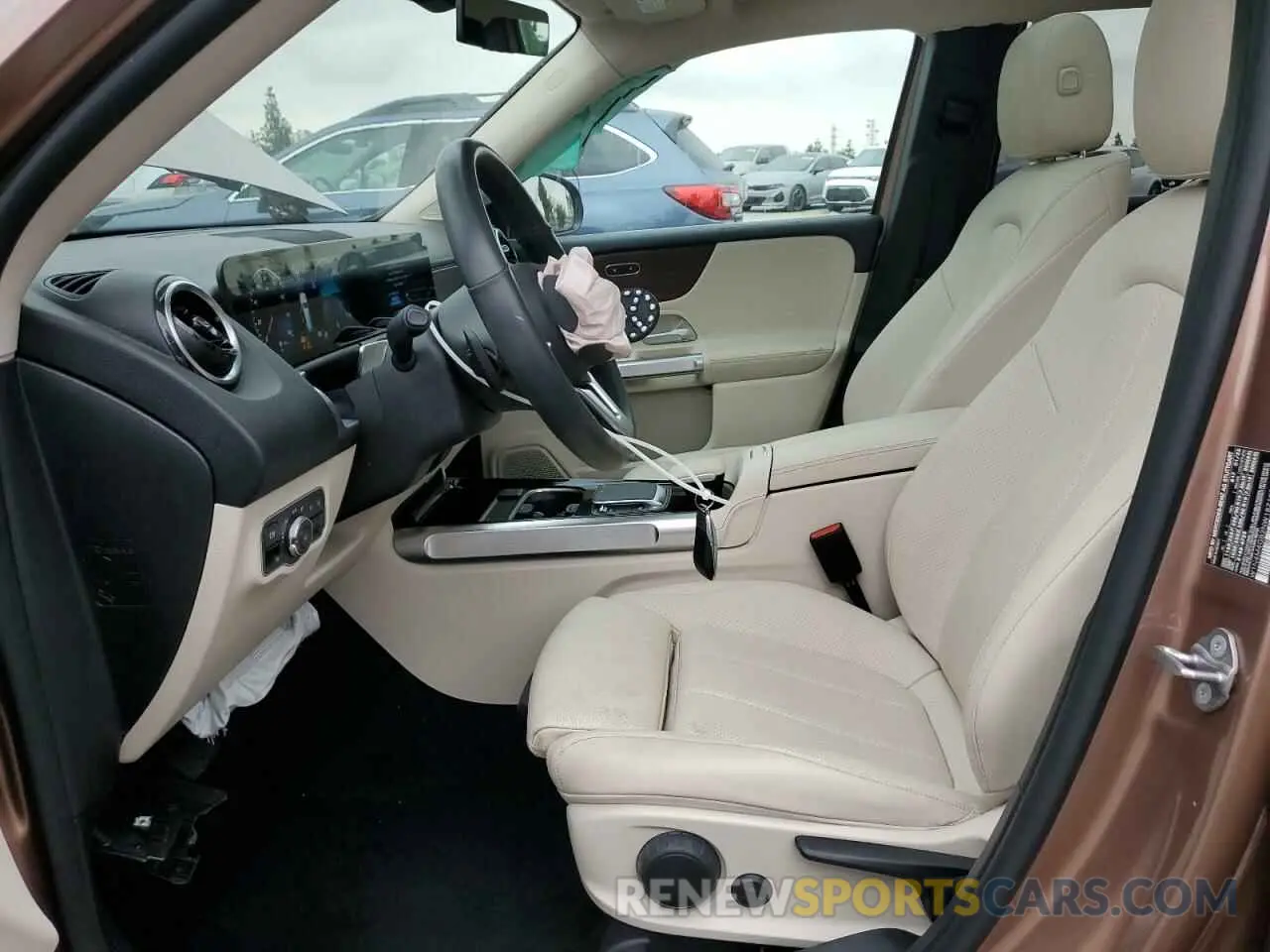 7 Photograph of a damaged car W1N4M4GB2NW187100 MERCEDES-BENZ GLB-CLASS 2022