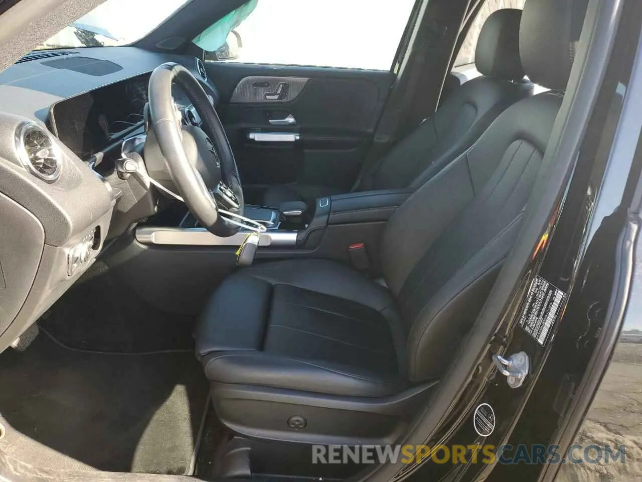 7 Photograph of a damaged car W1N4M4GB3NW171309 MERCEDES-BENZ GLB-CLASS 2022