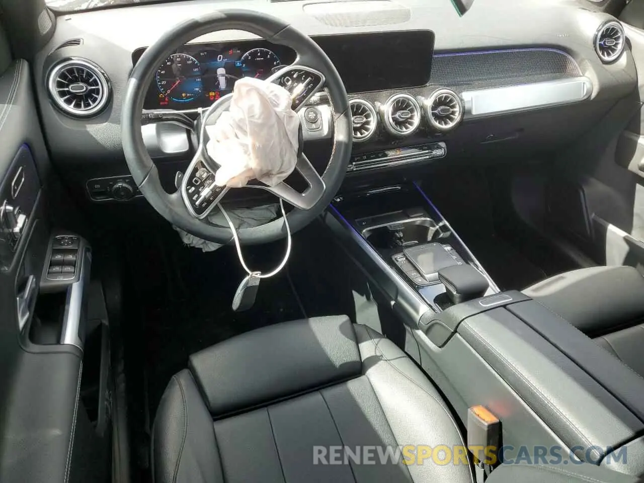 8 Photograph of a damaged car W1N4M4GB3NW251161 MERCEDES-BENZ GLB-CLASS 2022