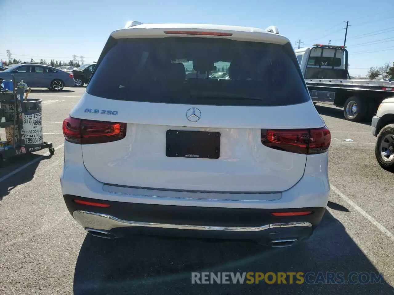 6 Photograph of a damaged car W1N4M4GB5NW183865 MERCEDES-BENZ GLB-CLASS 2022
