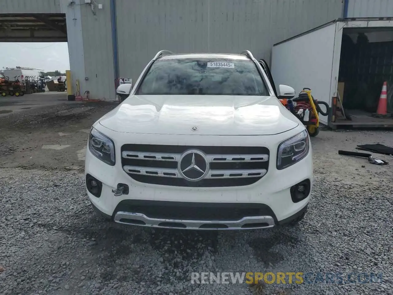 5 Photograph of a damaged car W1N4M4GBXNW176586 MERCEDES-BENZ GLB-CLASS 2022