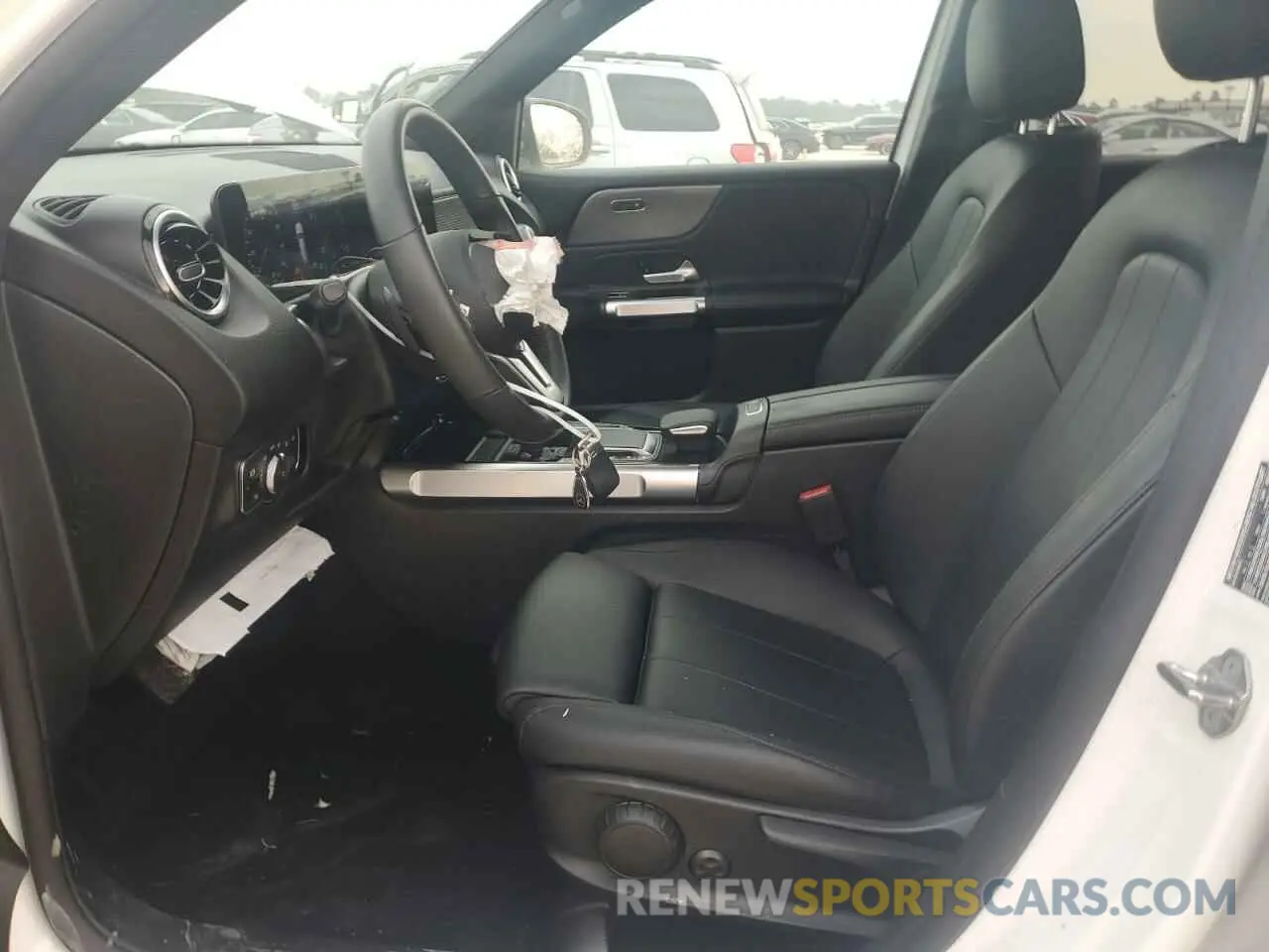 7 Photograph of a damaged car W1N4M4GBXNW194490 MERCEDES-BENZ GLB-CLASS 2022