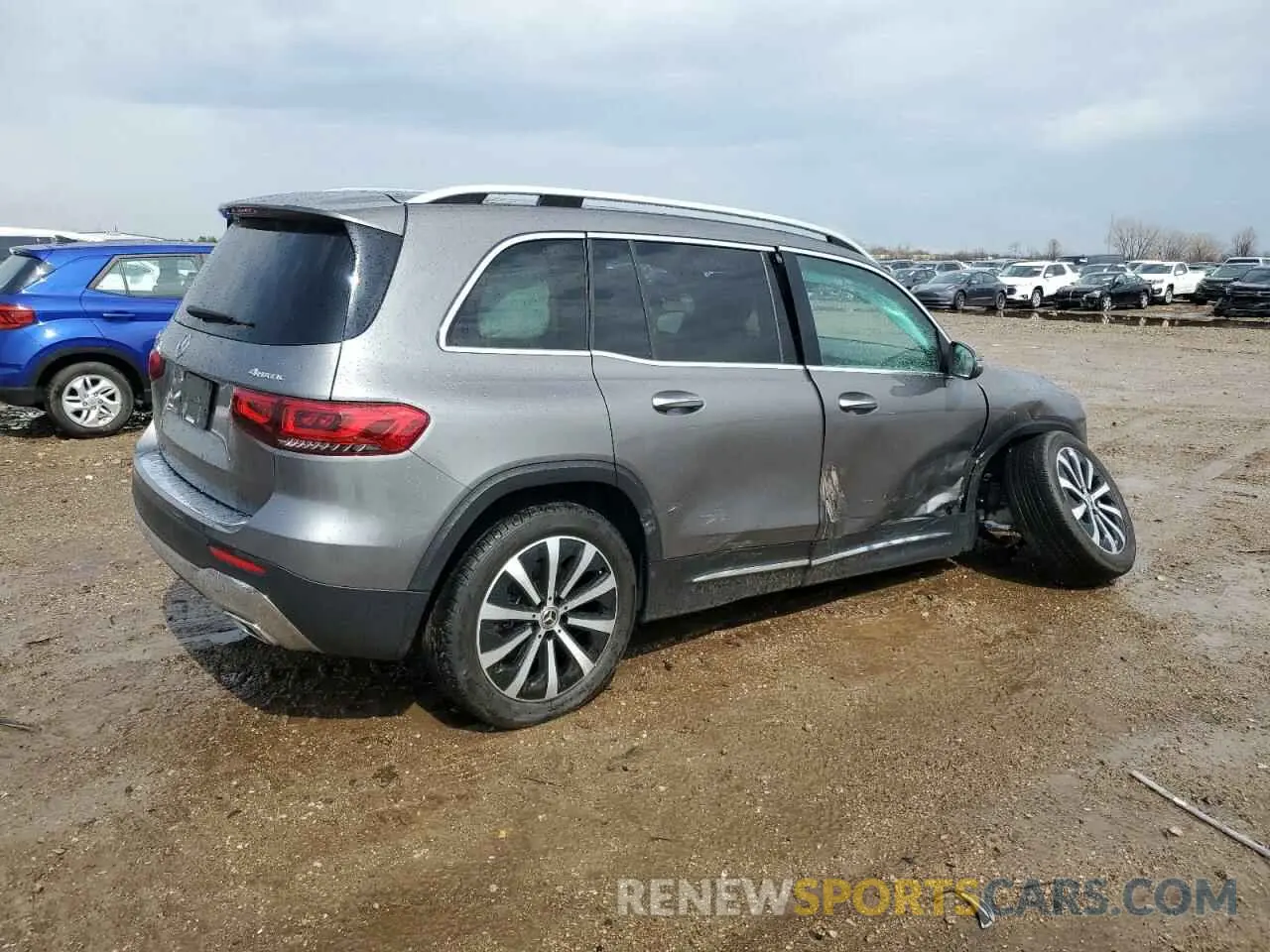 3 Photograph of a damaged car W1N4M4HB2NW256883 MERCEDES-BENZ GLB-CLASS 2022