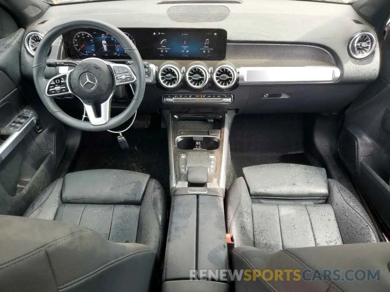 8 Photograph of a damaged car W1N4M4HB2NW256883 MERCEDES-BENZ GLB-CLASS 2022