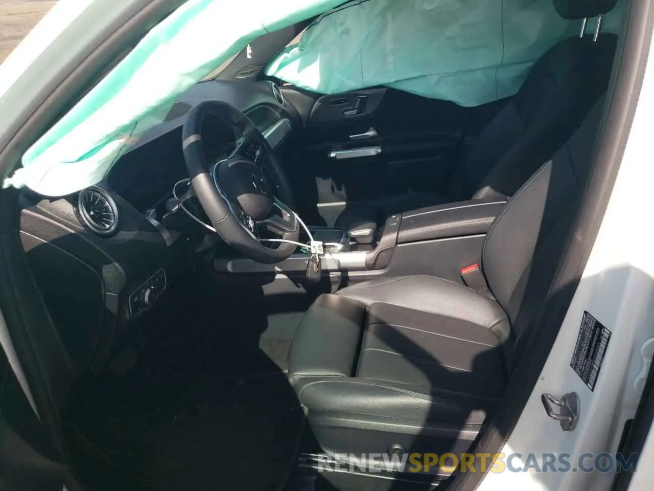 7 Photograph of a damaged car W1N4M4HB5NW260443 MERCEDES-BENZ GLB-CLASS 2022