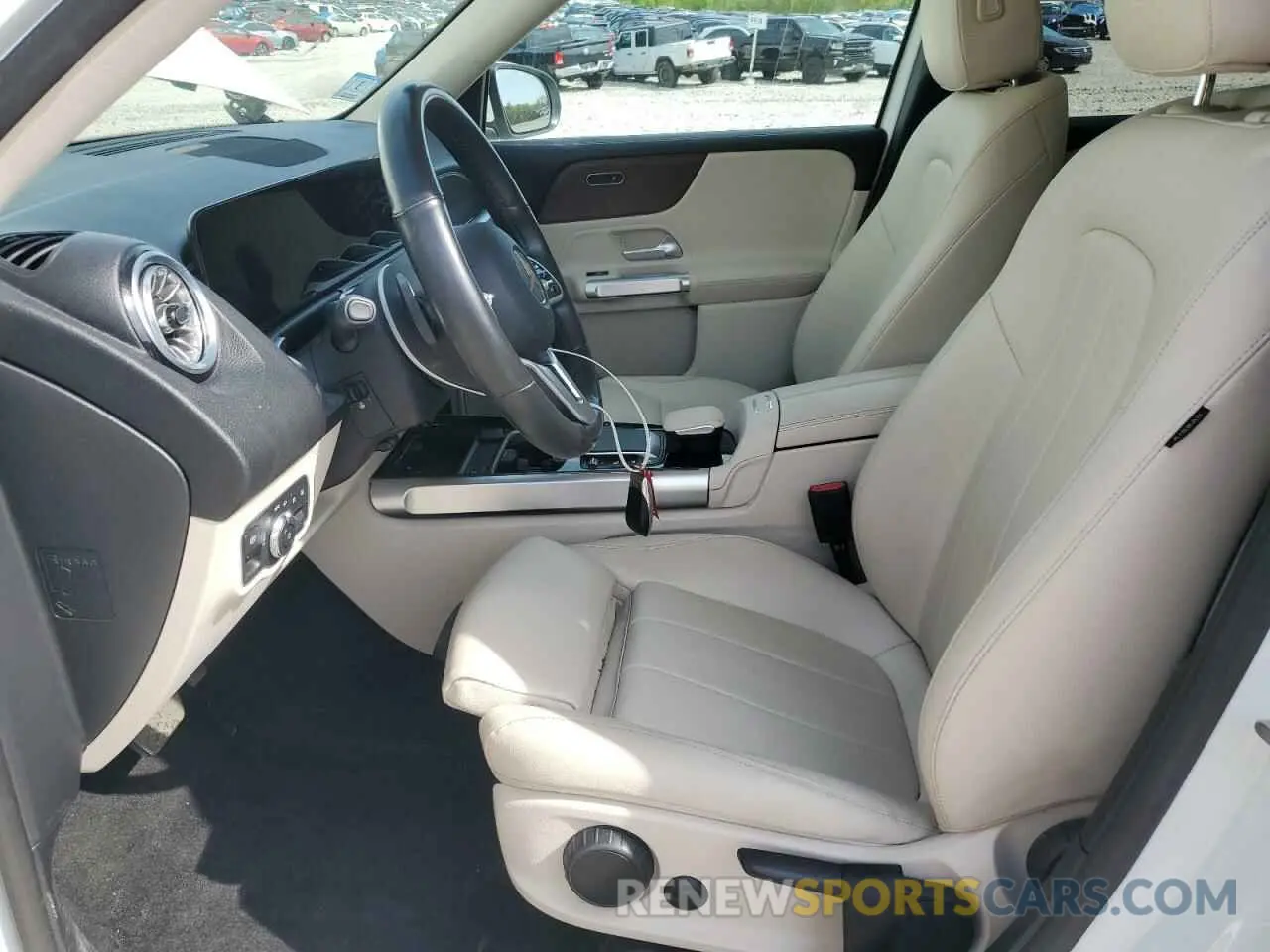 7 Photograph of a damaged car W1N4M4HB6NW190371 MERCEDES-BENZ GLB-CLASS 2022